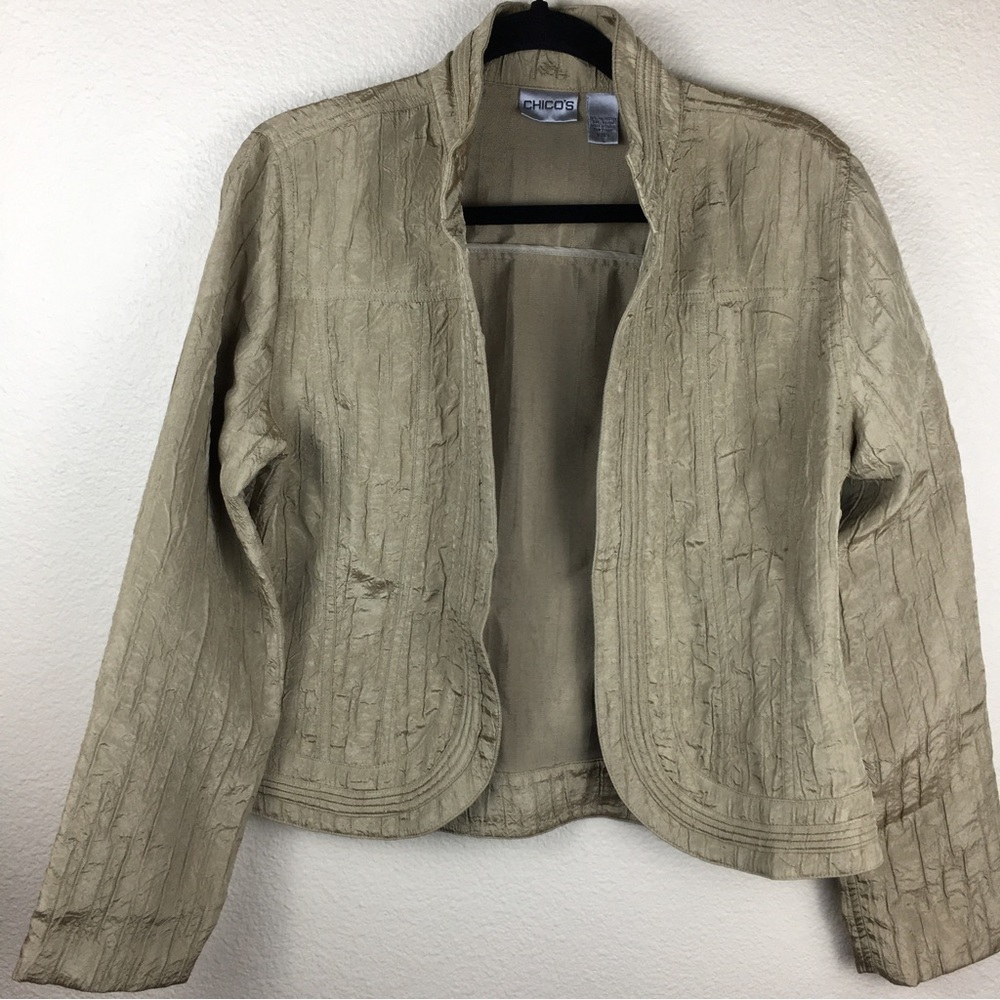 Chico's Women's Taupe Shiny Crinkle Unlined Jacket Rounded Hem Size 1 Medium